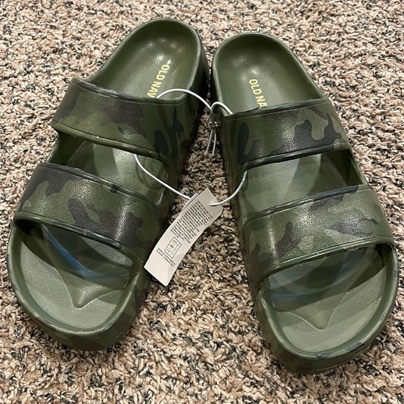 old navy camo slides